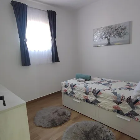 Solis - Family * Ninski Stanovi